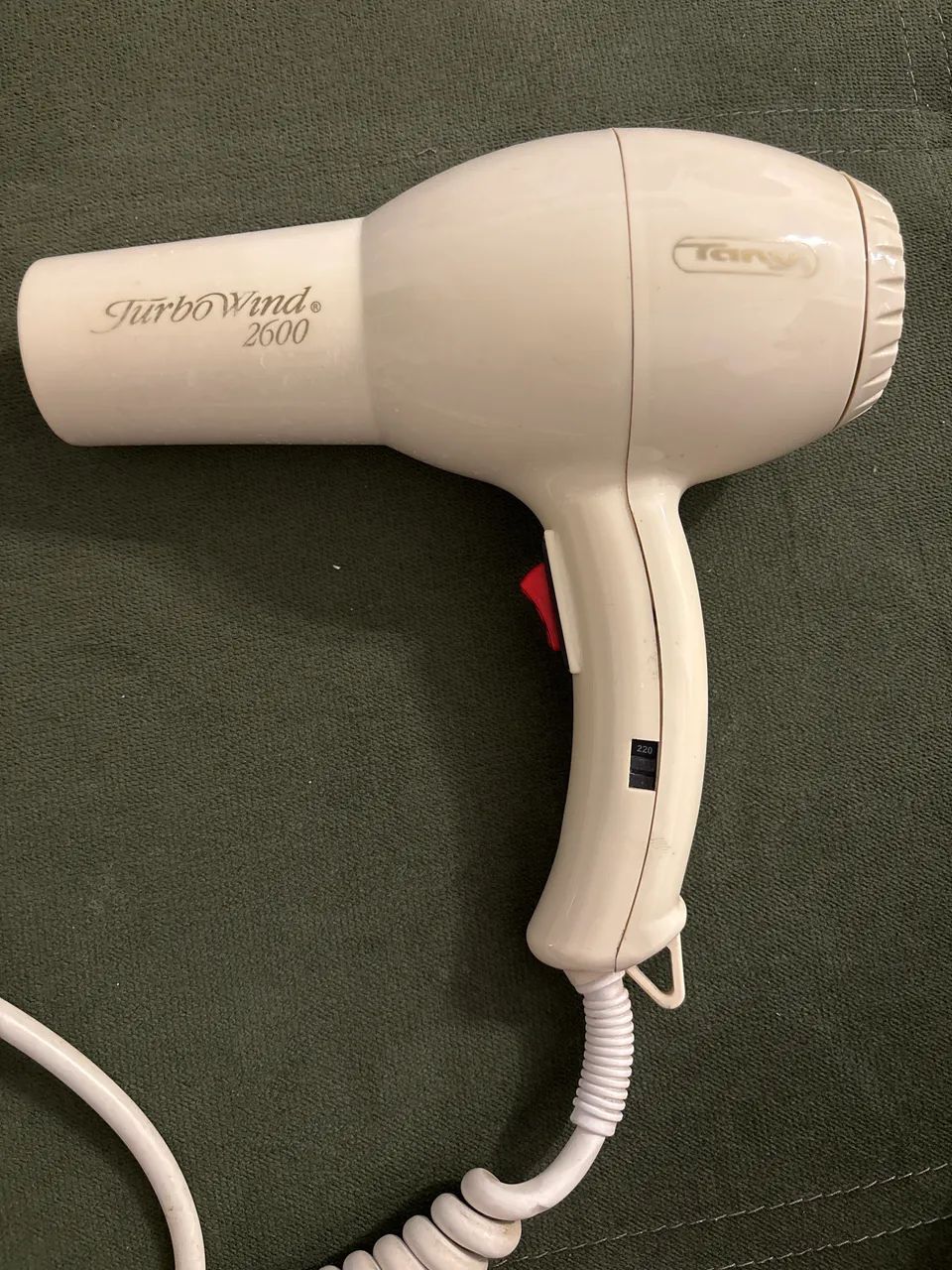 Secador de cabelo Tany modelo Turbo Wind 2600 - Foto 4