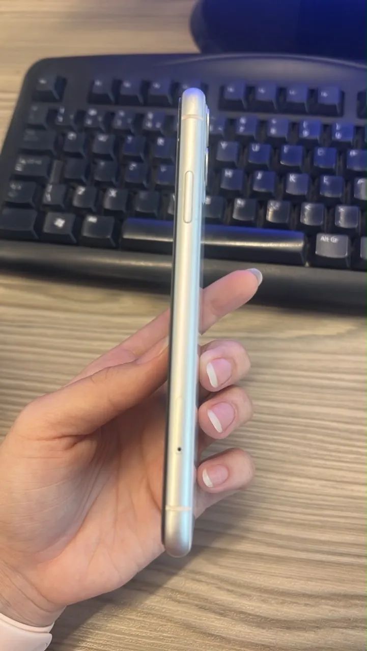 Iphone 11 - 64GB - Foto 4