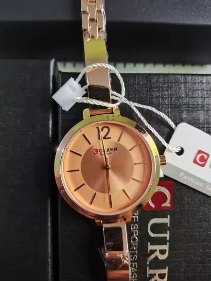 Relógio Feminino Curren 9012 Dourado - Original, A Pronta Entrega!! - Foto 2