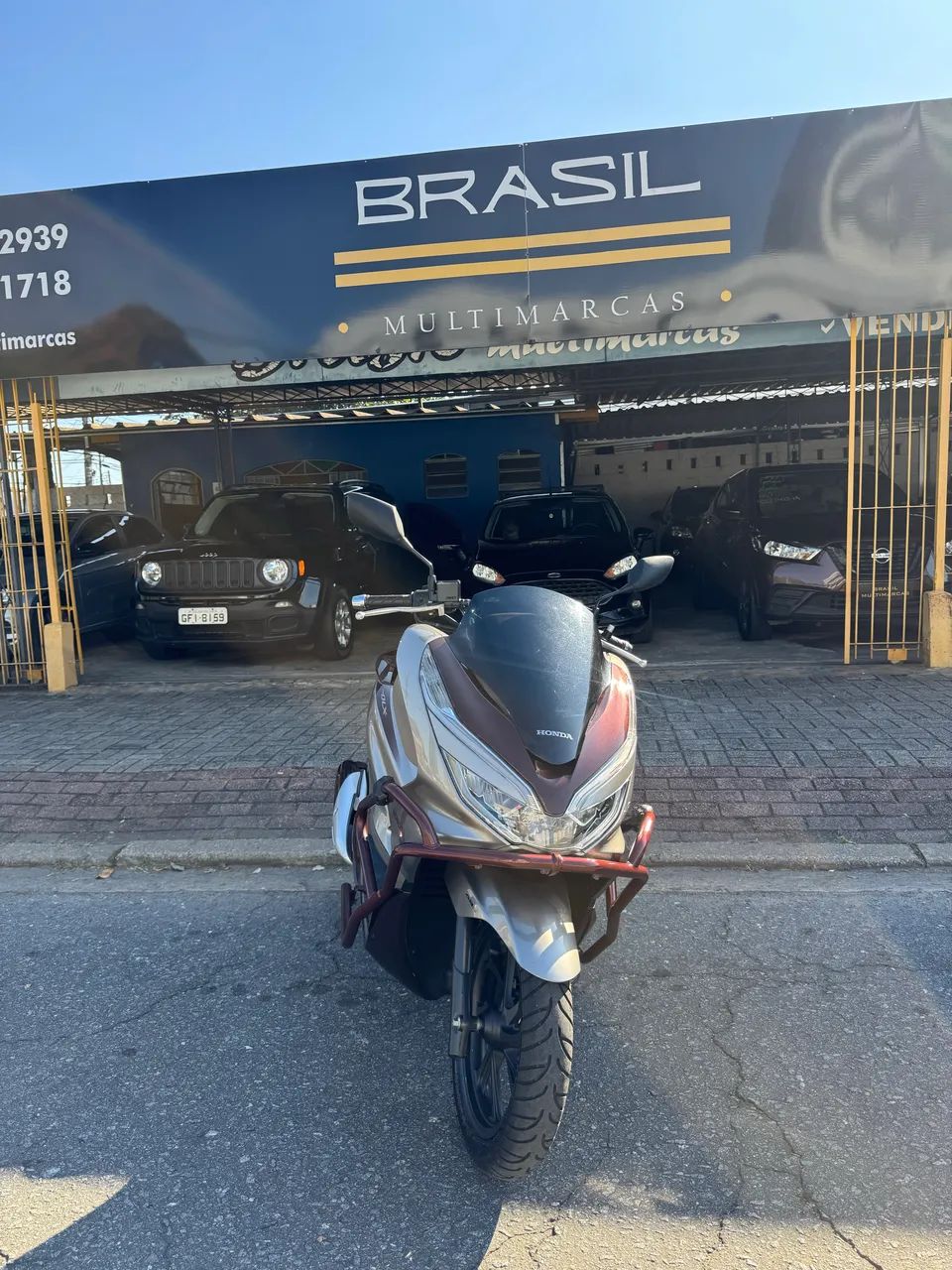 PCX DLX 2022  - Foto 2