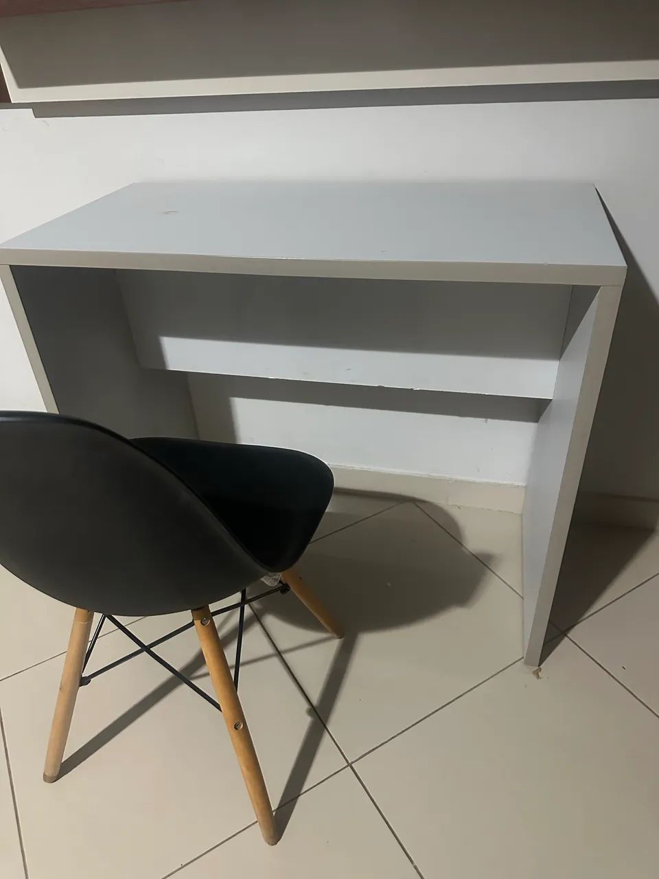 Mesa de estudo e trabalho  - Foto 3