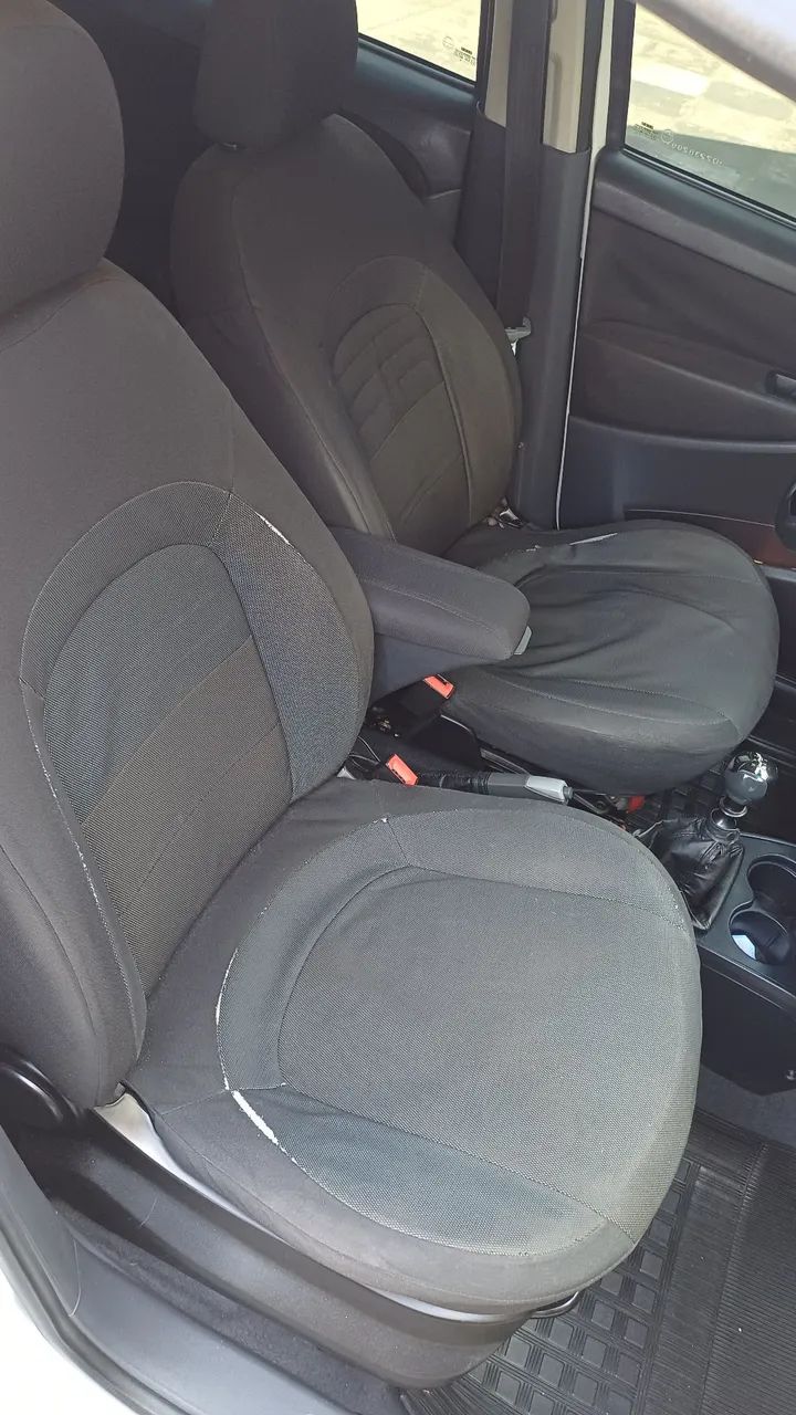 Fiat Idea Attractive 1.4 Fire Flex 8V 5P 2013 - Foto 4