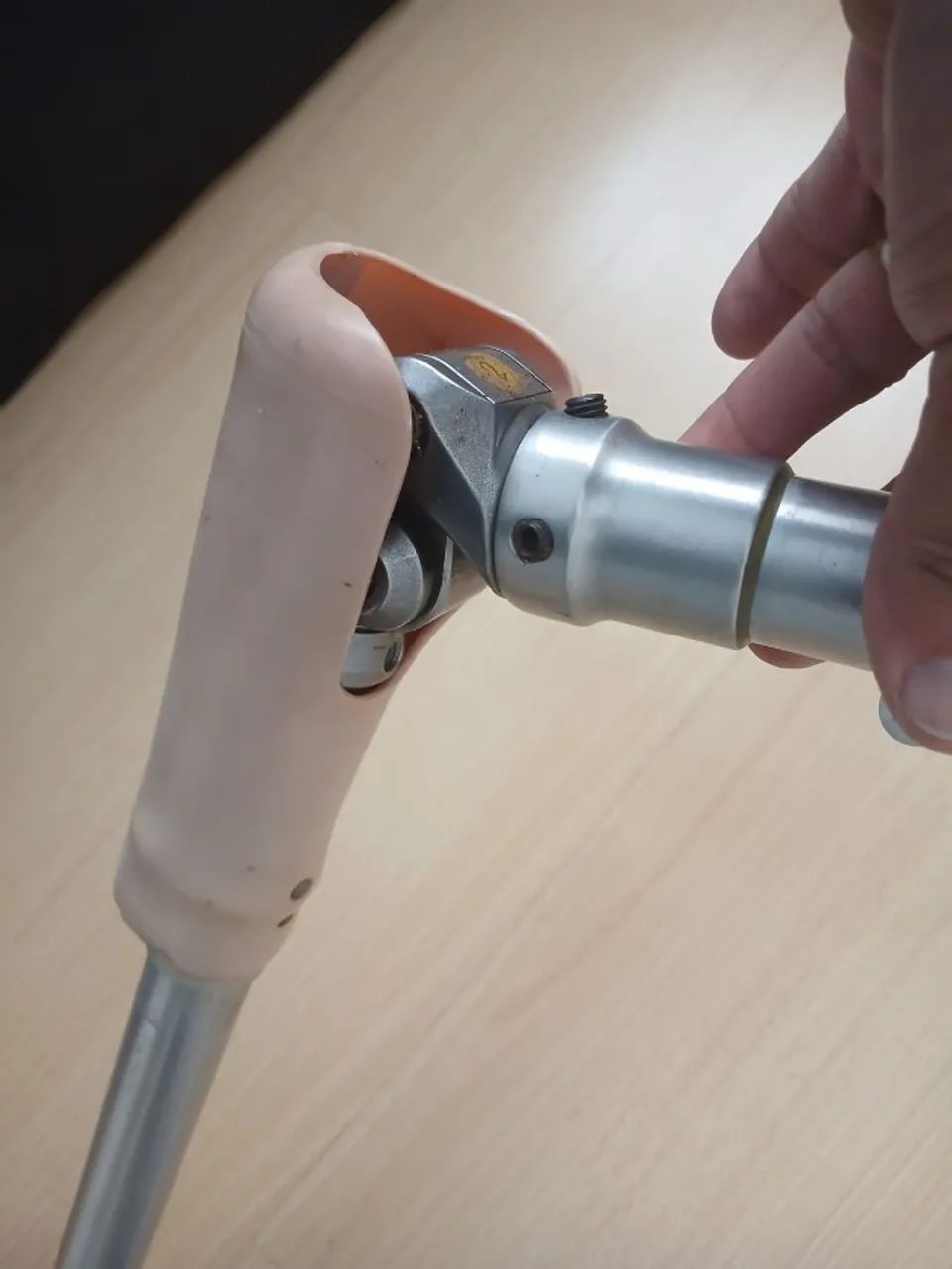 DOIS Joelhos 3R15 Autobloqueantes Monocêntricos Ottobock - Foto 2