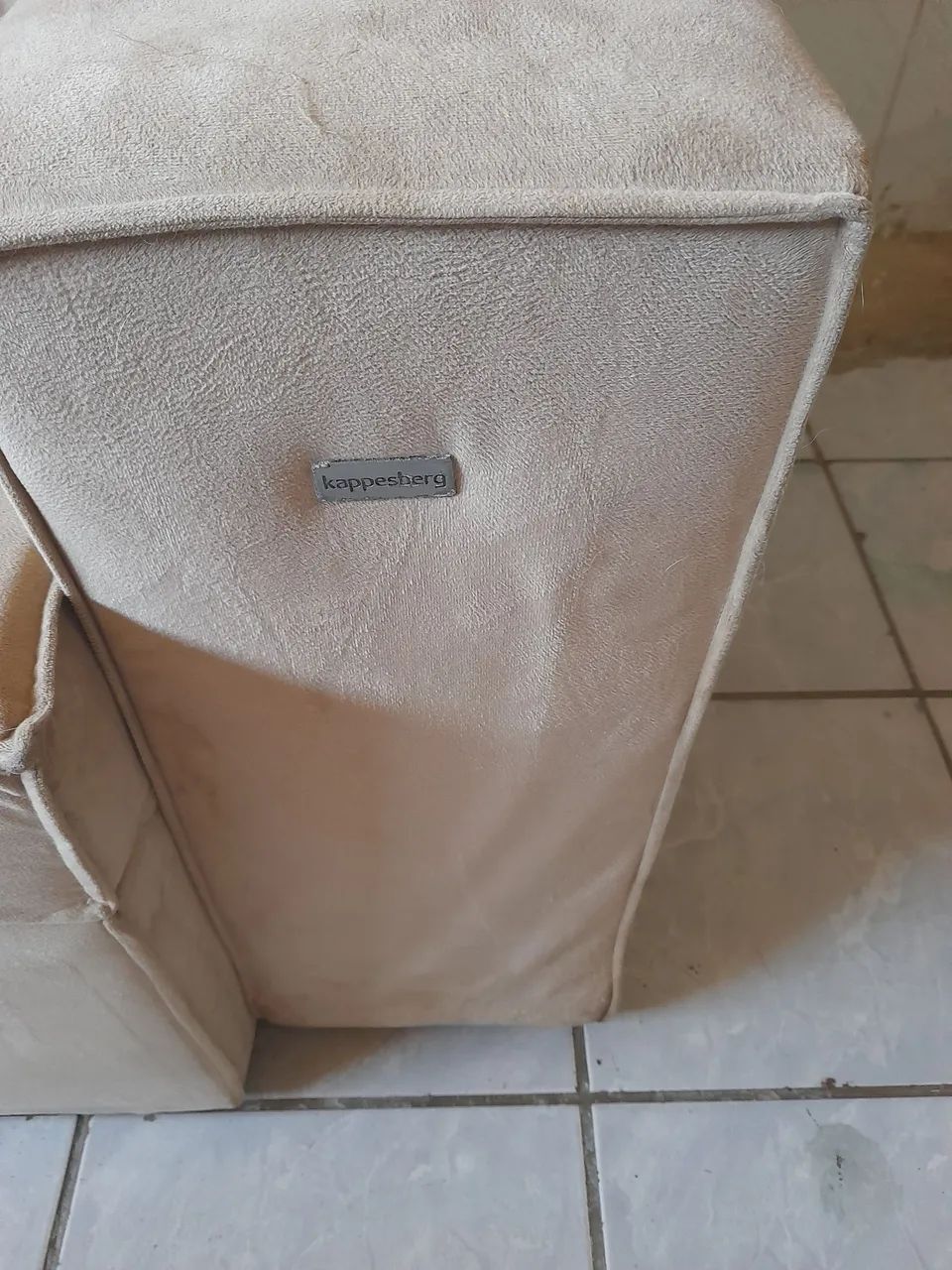 Vendo um sofá retrátil reclinável