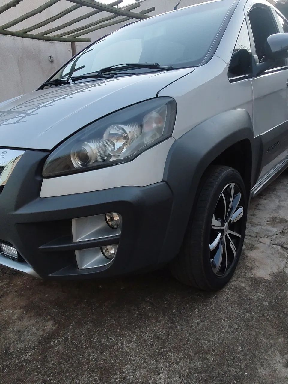 Fiat Idea Adv./ Adv.lock.dualogic 1.8 Flex 5P 2015