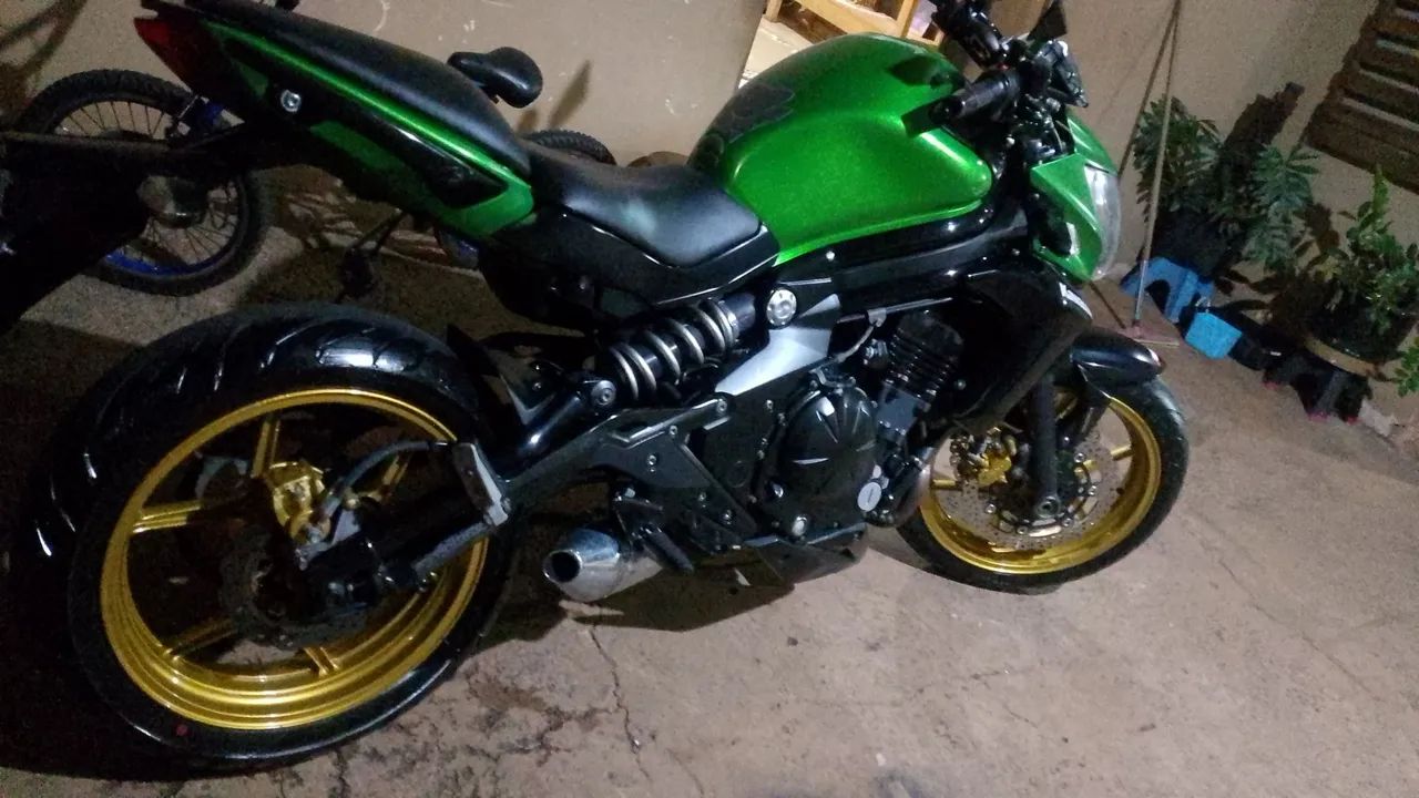 Kawasaki 650 - Foto 3