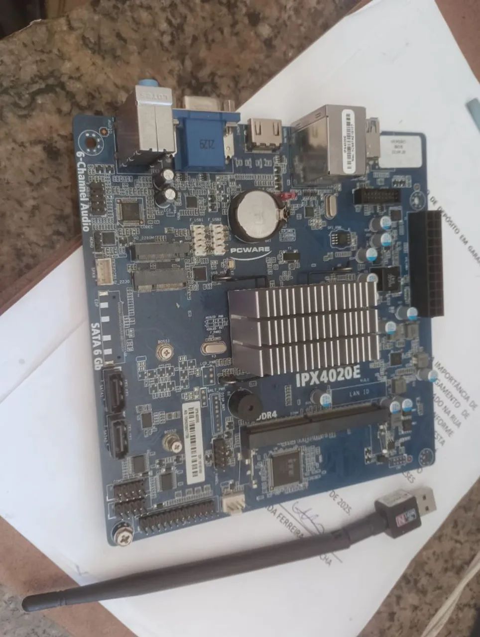 Placa mãe ddr4  sem memória.