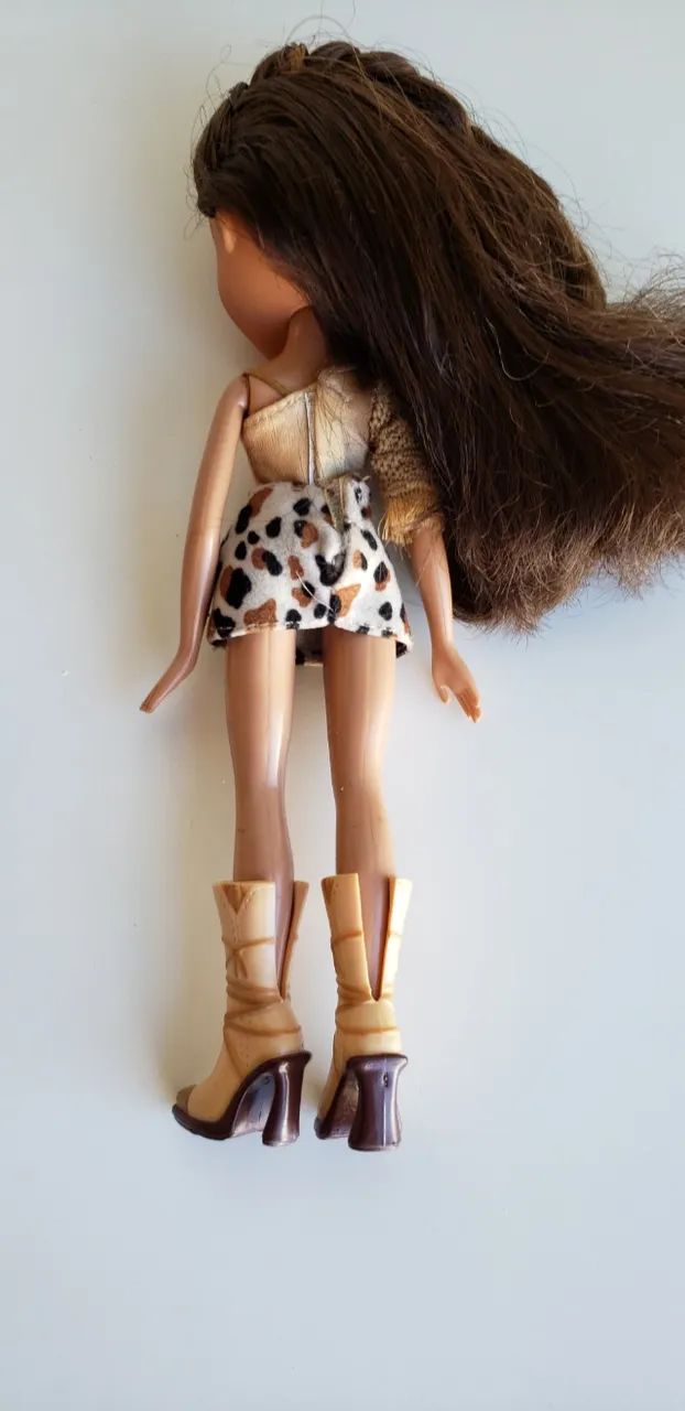 Boneca Bratz YASMIN Anos  2000 - Foto 3