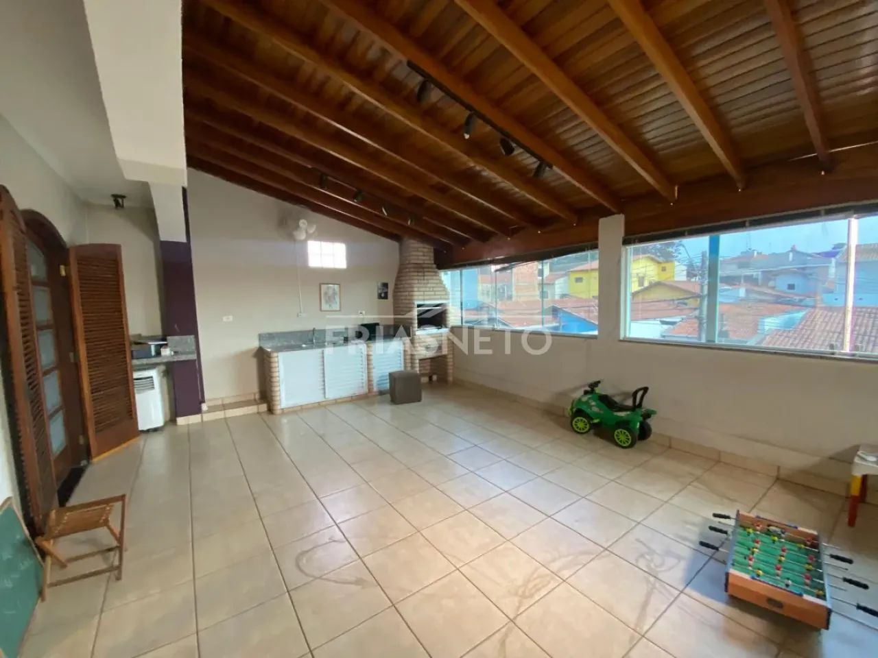 Sobrado com salão comercial e 3 Vagas de Garagem bairro Terra Nova - Foto 2