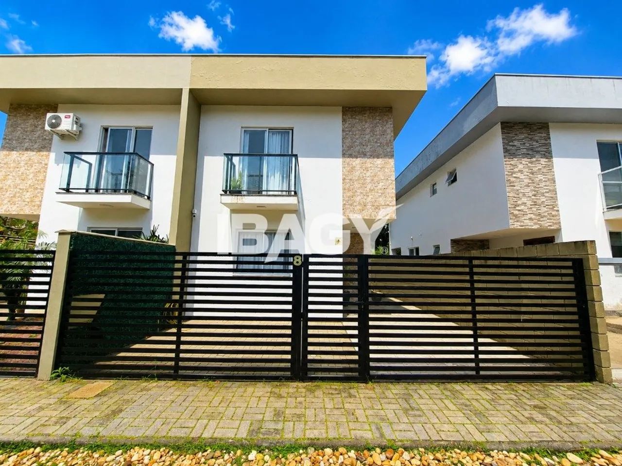 Excelente Casa 3 dormitório(s) em Campeche - Florianópolis