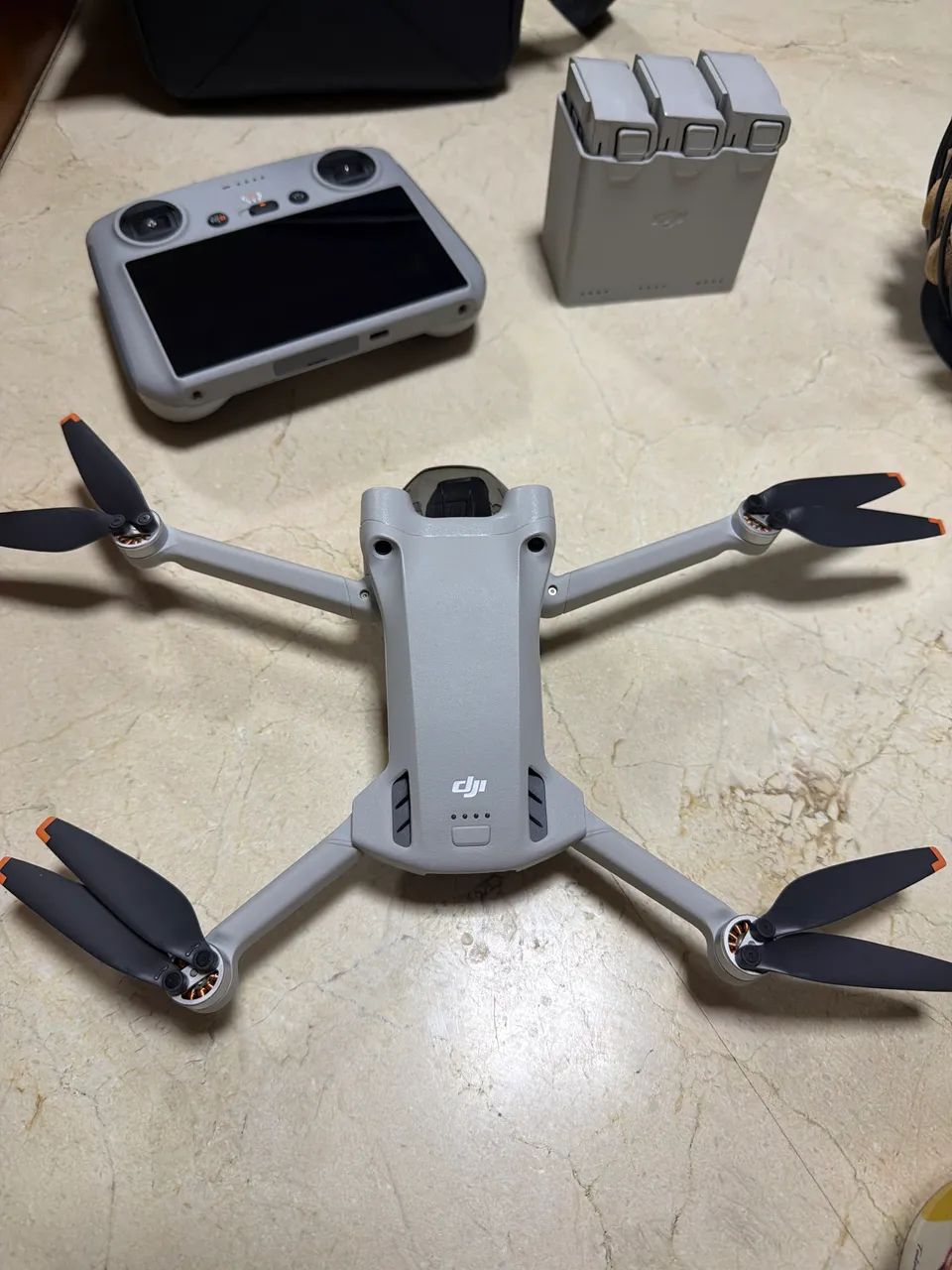 DJI Mini 3 Pro Combo - Foto 3