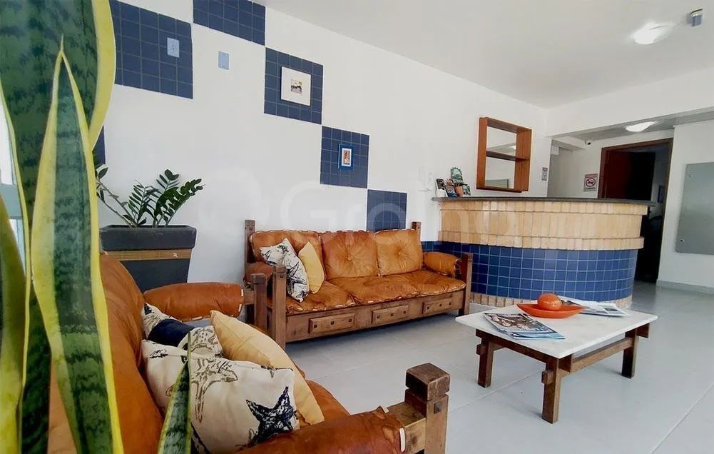 Prédio Residencial com 1.475,54m² em Canasvieiras, Florianópolis.