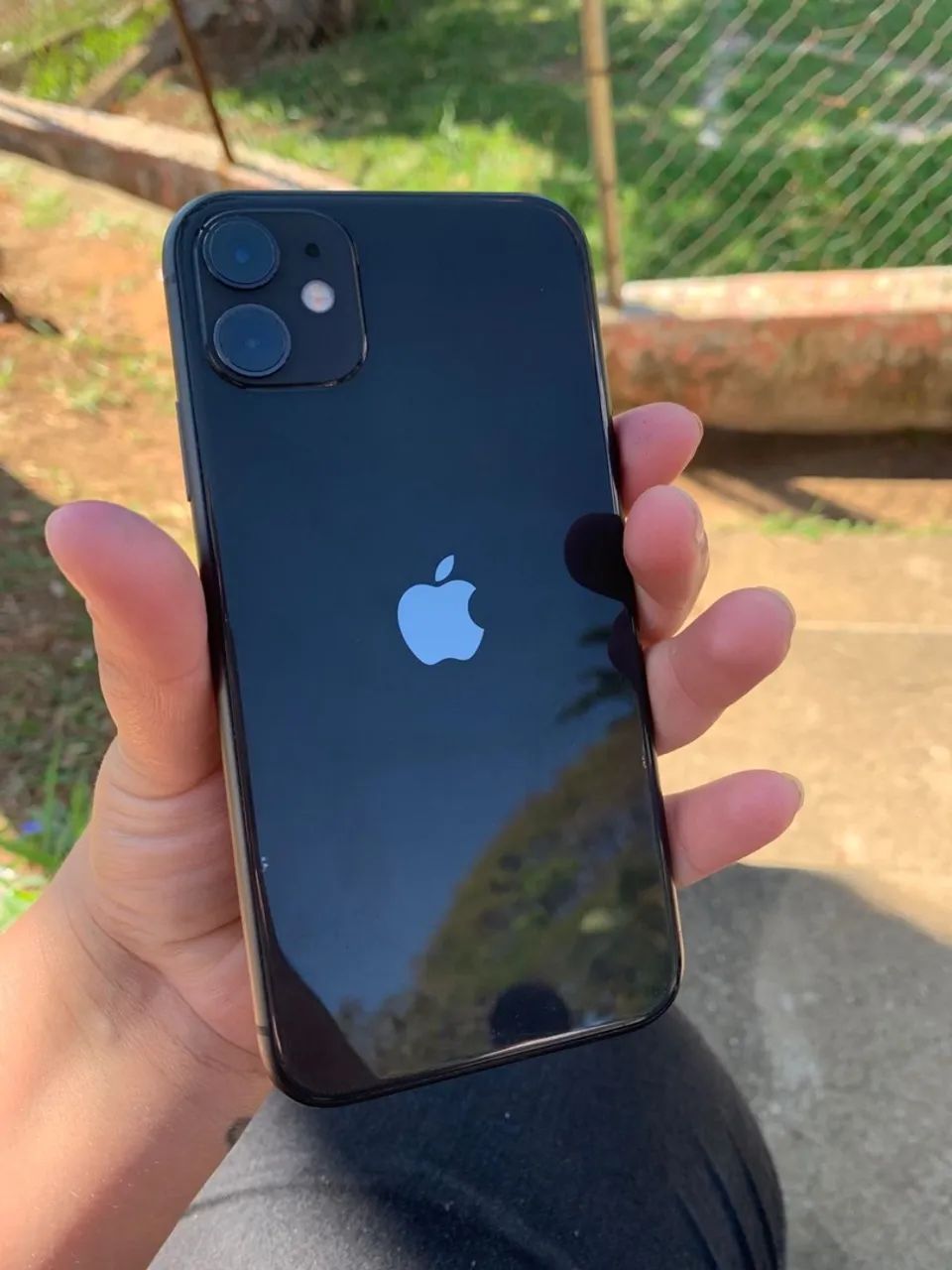 Vende-se IPhone 11 de 128 gb funcionando perfeitamente  - Foto 4