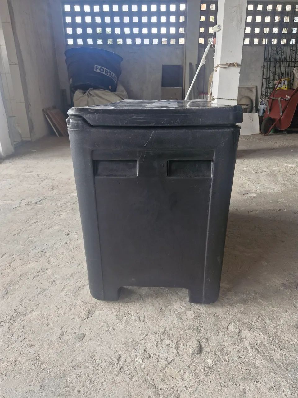 Caixa termica 360lt 