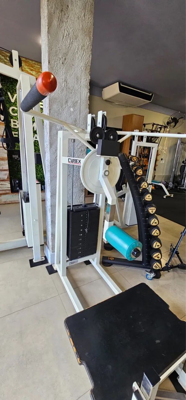 Oportunidade: set de máquinas de musculação Cybex e Life fitness - Foto 2