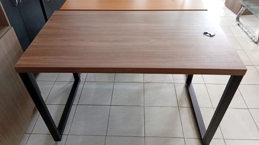 Mesa para escritório ou quarto  - Foto 3