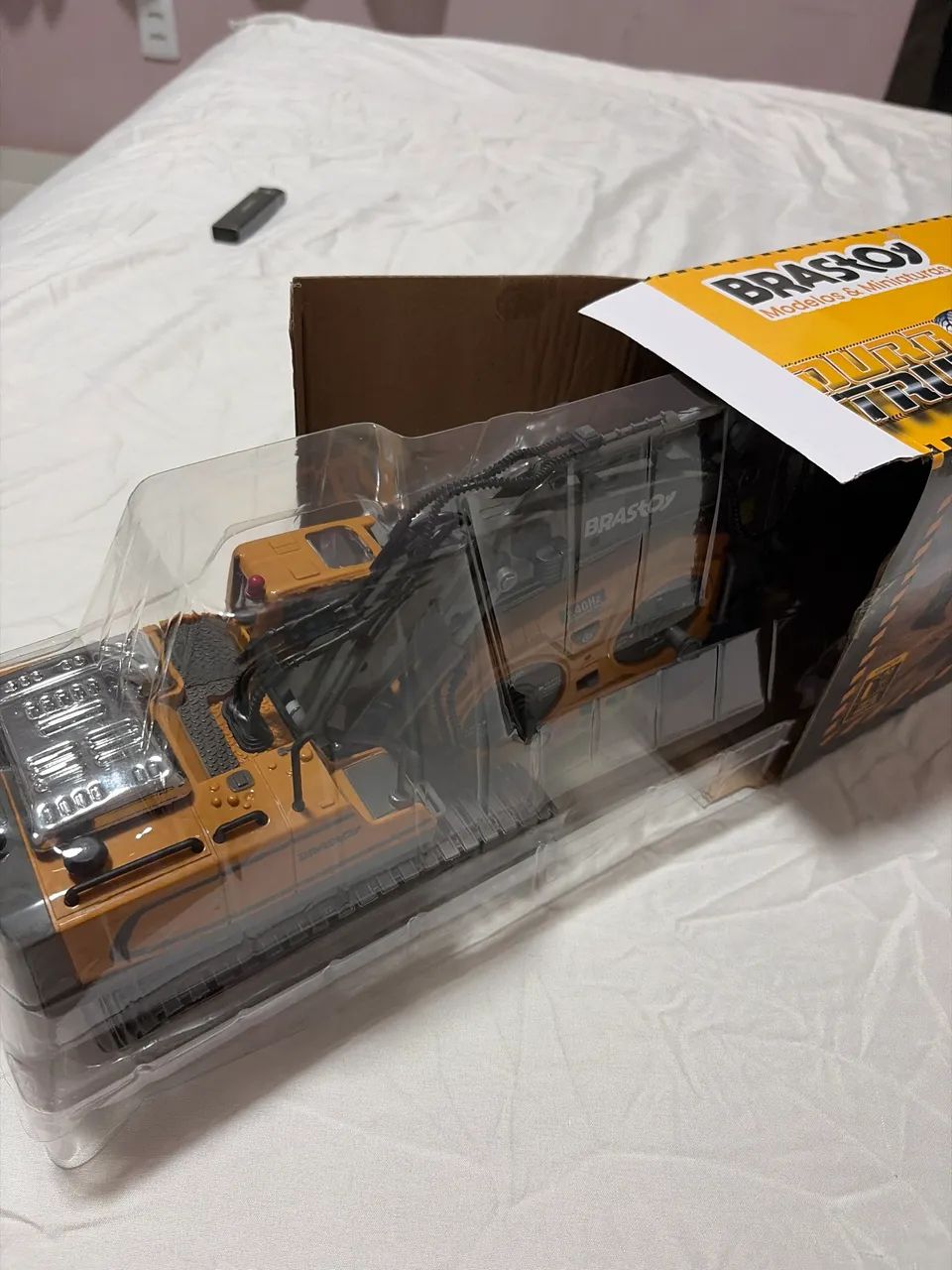 Escavadeira controle remoto  - Foto 2