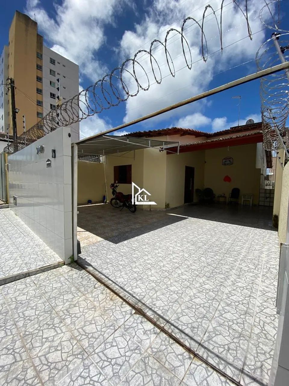 Excelente casa - 3 quartos (2 suítes) - Nova Parnamirim - Foto 2