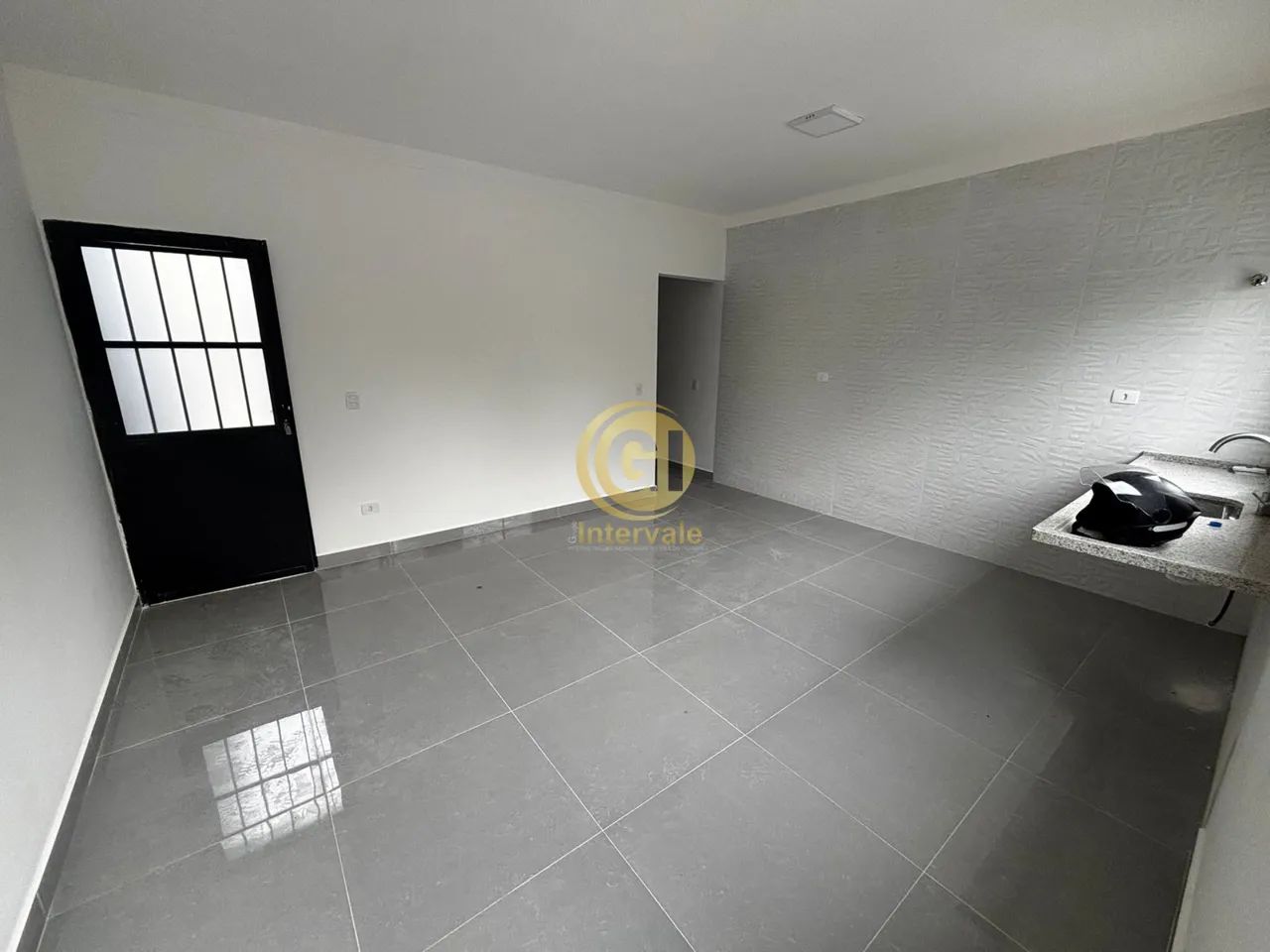 Casa à venda em Jacareí-SP: 2 quartos, 2 salas, 1 banheiro, 1 vaga no Jardim Colônia - Ven - Foto 11