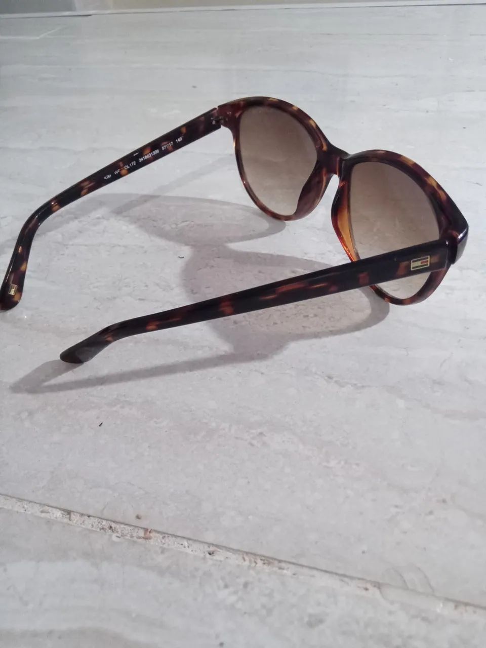 Oculos de Sol Tommy Hilfiger Original - Foto 2