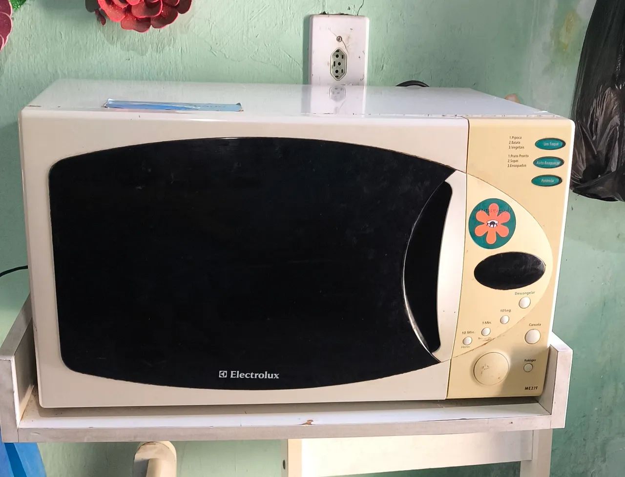 Microondas da marca eletrolux - Foto 5