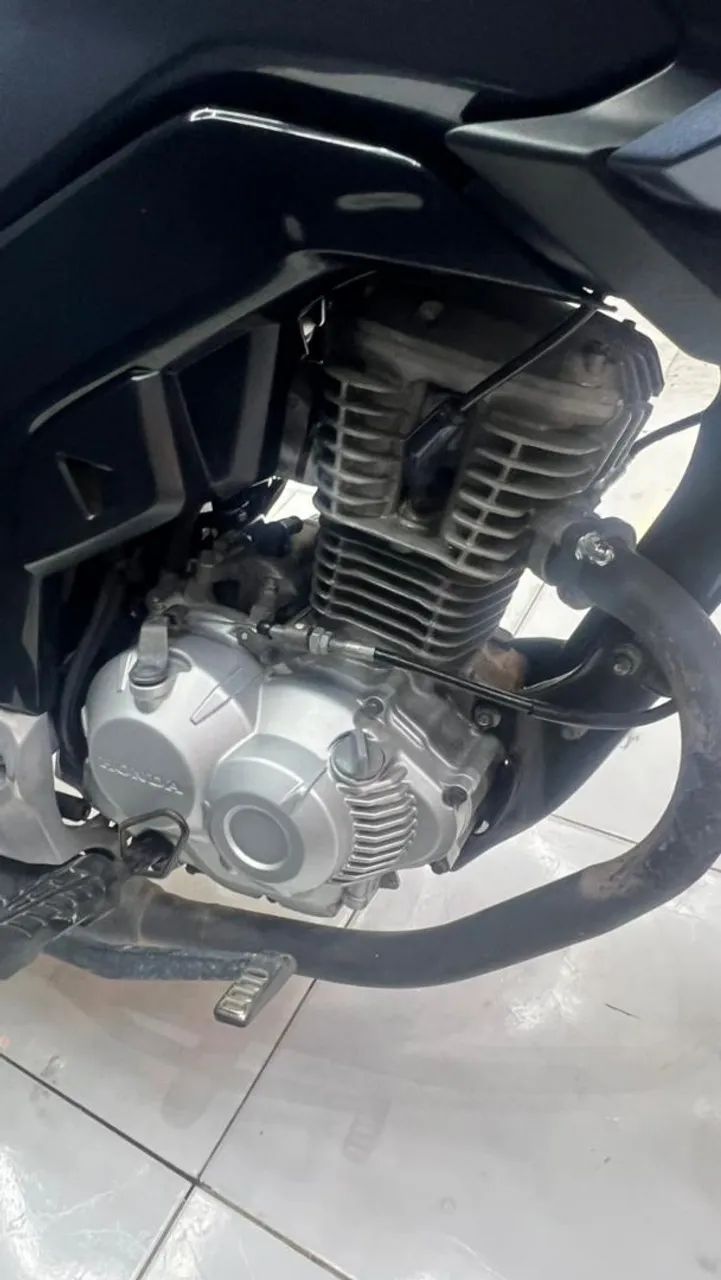 Moto sem detalhes, pega e rodar - Foto 2