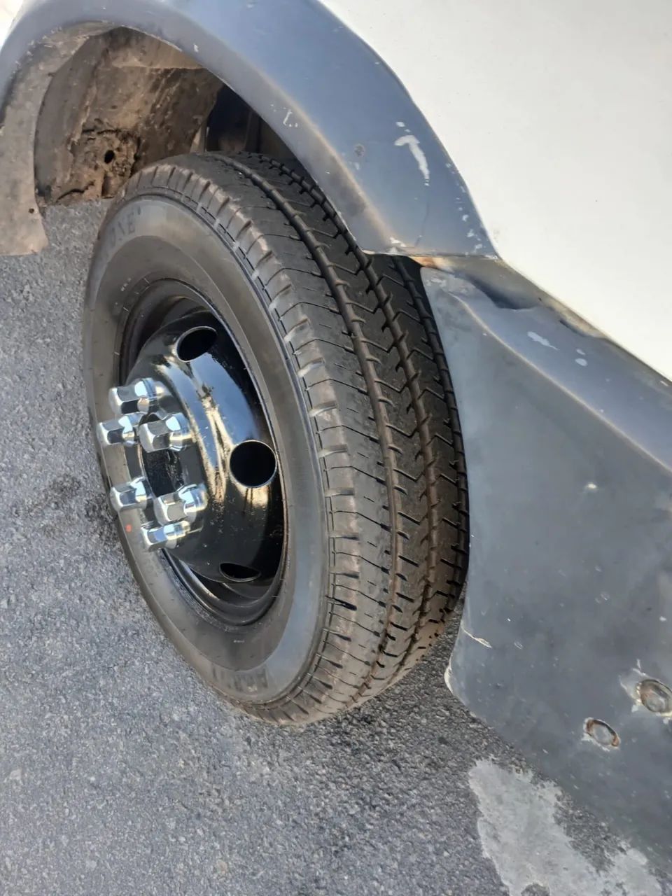 Vendo caminhão baú Iveco  - Foto 4