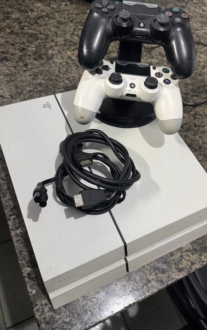 PlayStation 4 com 2 controles  - Foto 2