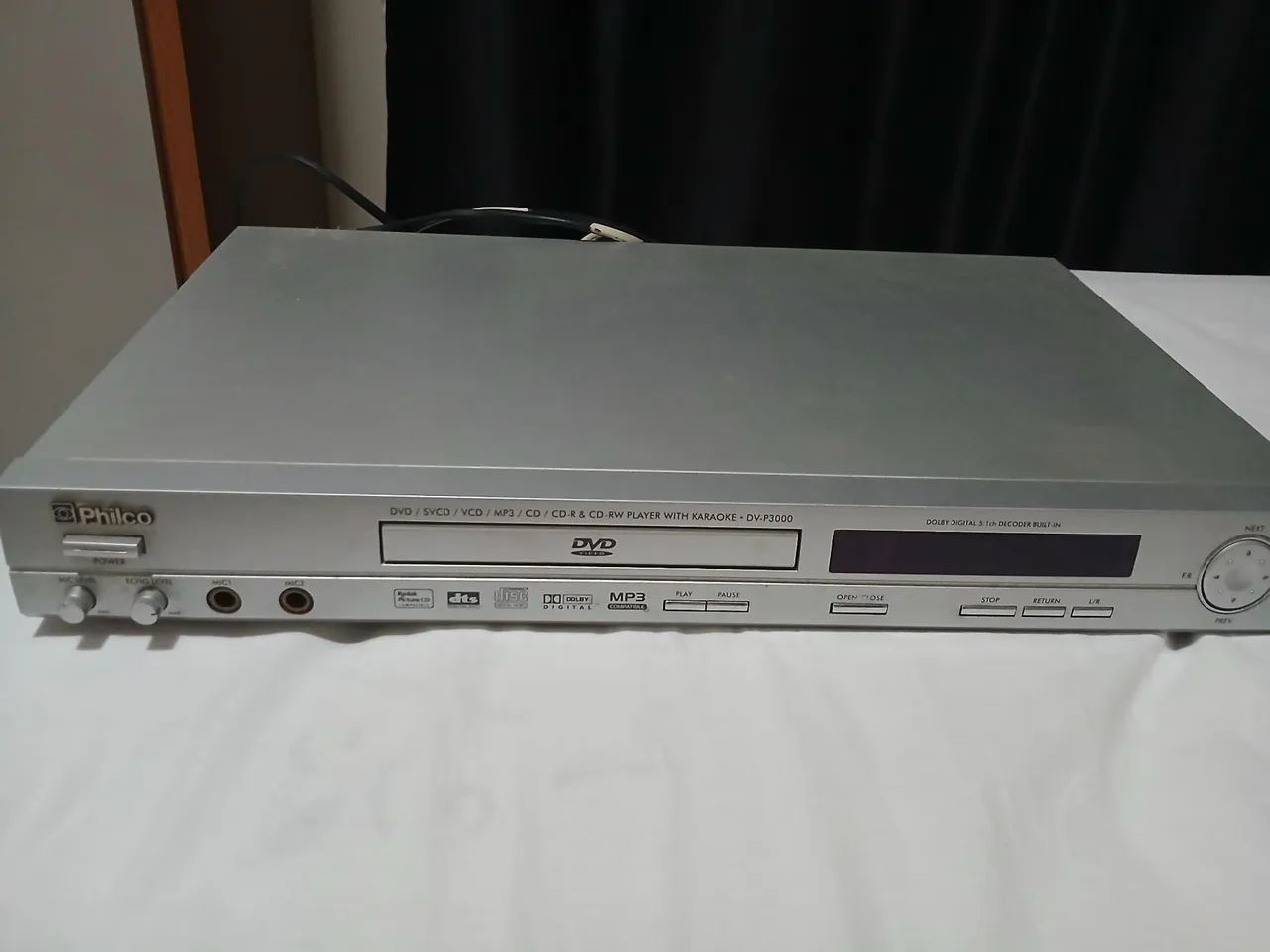 Aparelho dvd philco dv-p3000 funcionando e com controle