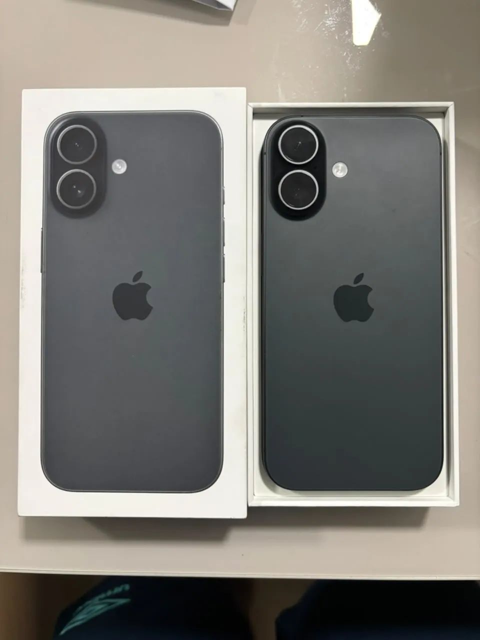 iPhone 17  256gb