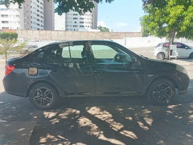 Renault Symbol Expression Hi-flex 1.6 16V 4P 2011 - Foto 3
