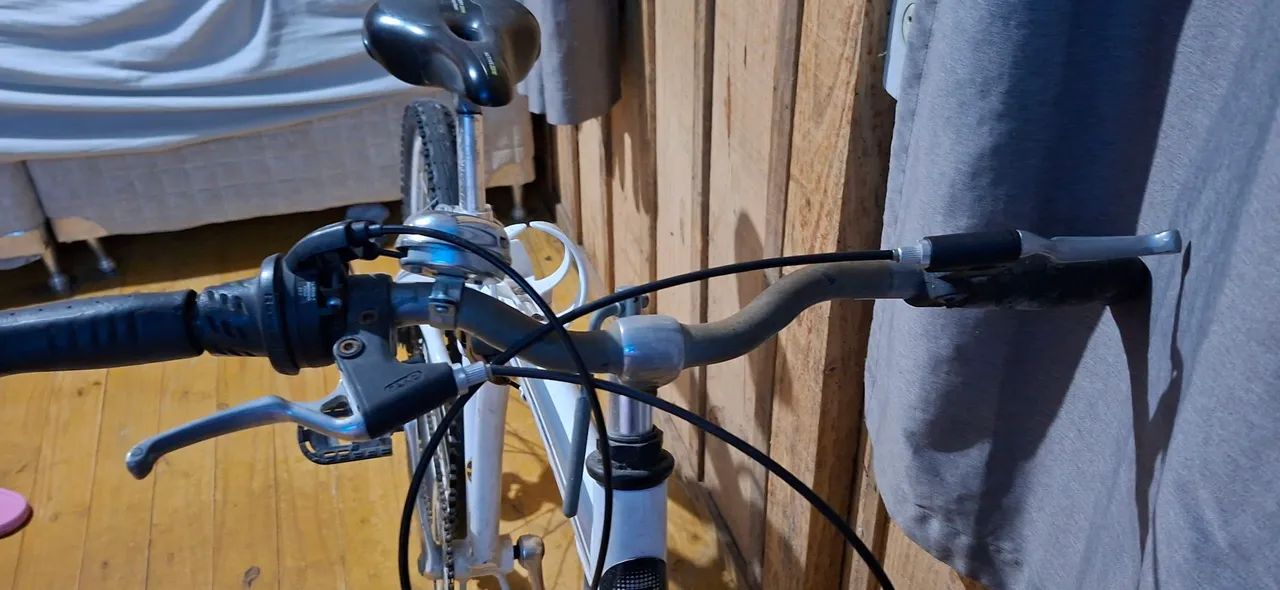 Bicicleta  - Foto 2