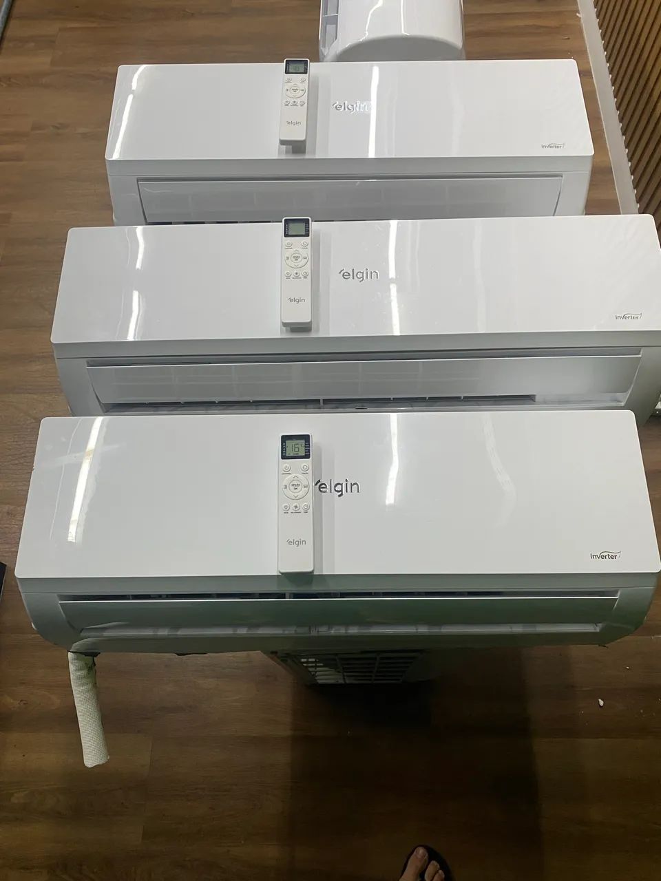 Ar-Condicionado Elgin Tri Split Inverter 27.000 BTUs - Novíssimo