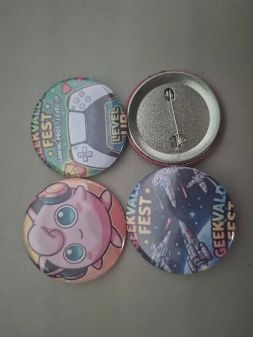 Bottons Personalizados 44 mm- Envie sua arte! - Foto 3
