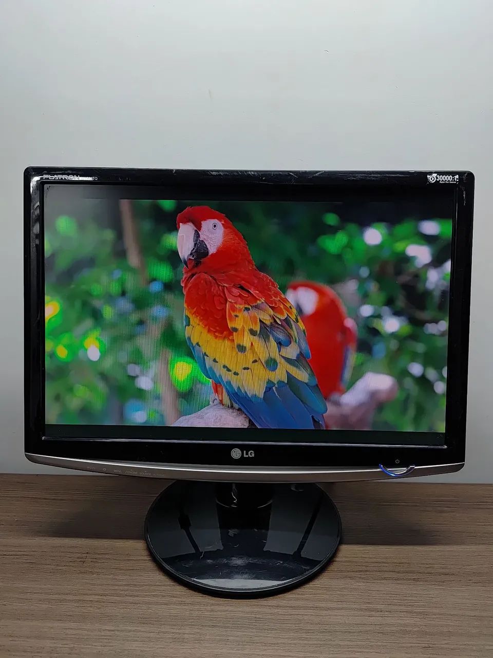 Monitor LG Widescreen LED de 19 Polegadas 75 Hz ( 3 meses de garantia )
