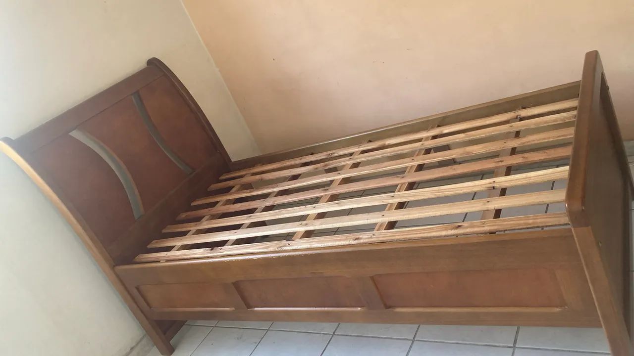 cama de madeira - Foto 2