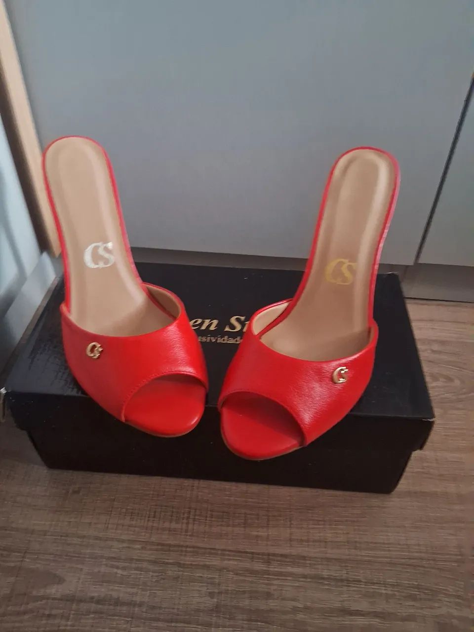 Lindíssima sandalia Carmen Steffens  - Foto 2