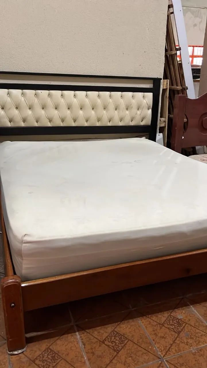 Cama + colchão+ cabeceira  - Foto 3