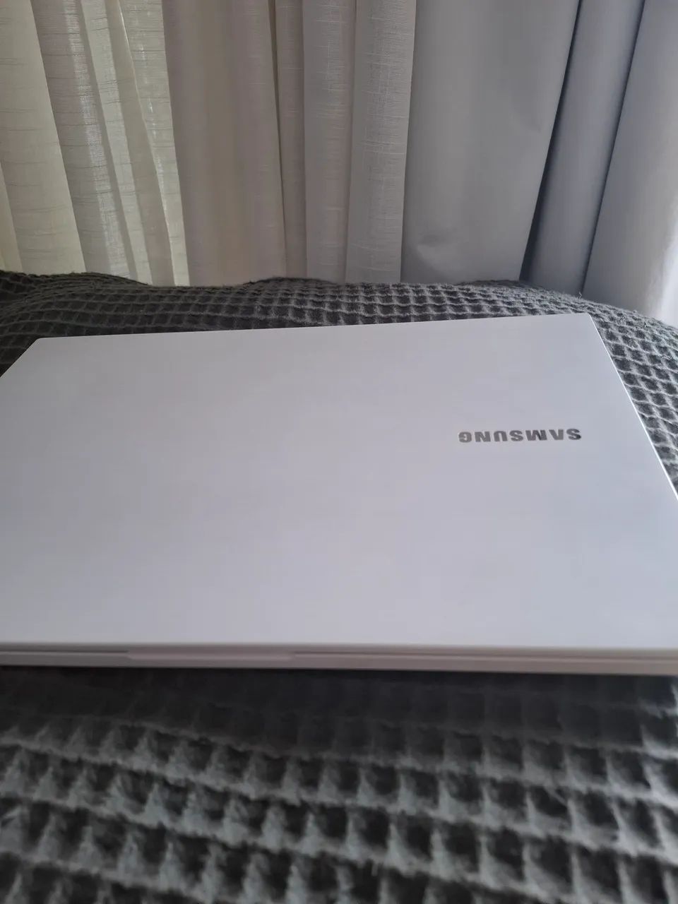 Notebook Samsung Book E20 Branco com SSD e Memória RAM expandida - Foto 3