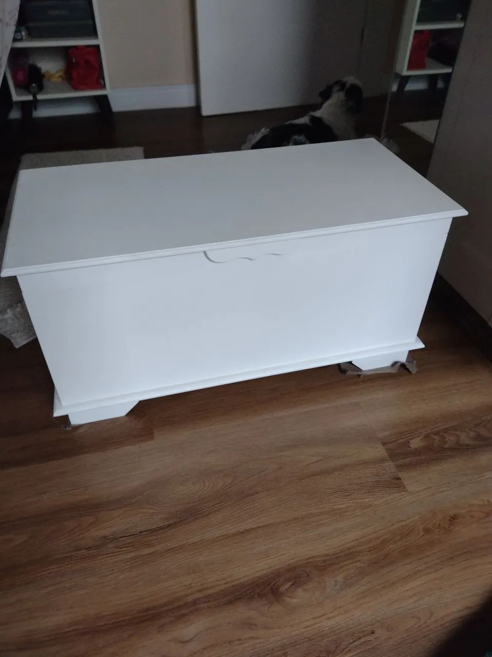 Baú caixa organizadora de madeira para roupa de cama ou brinquedo 