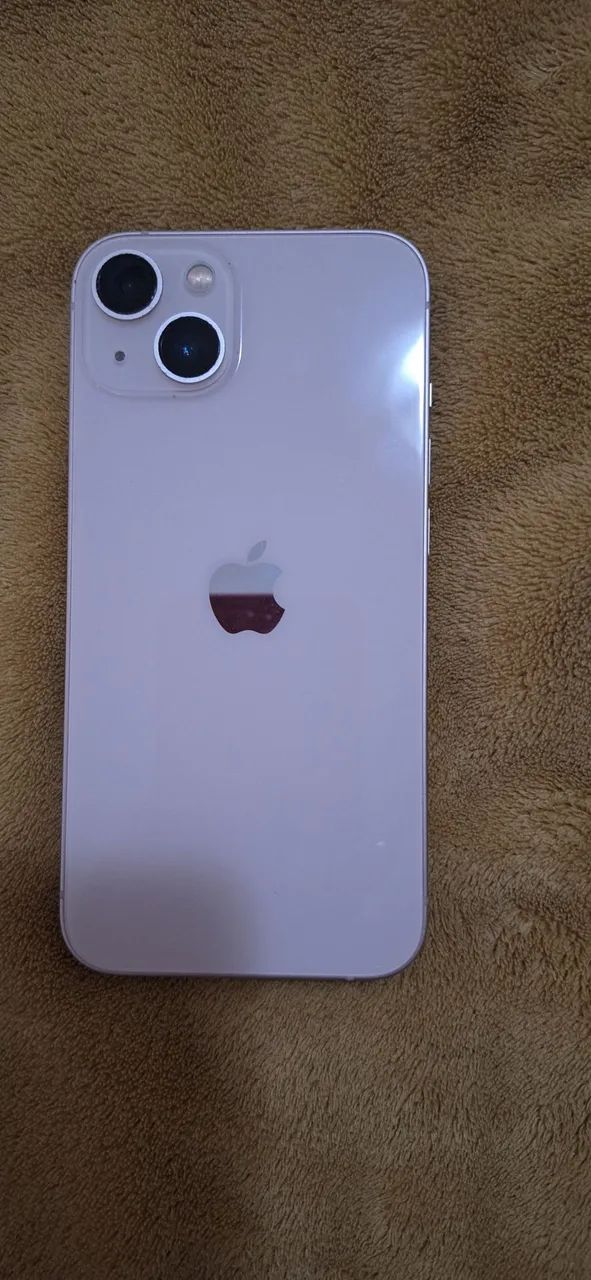 IPhone 13 Rosa