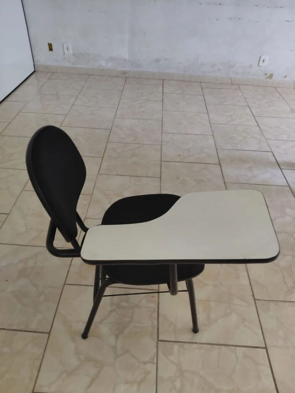 Vendo cadeiras universitária 