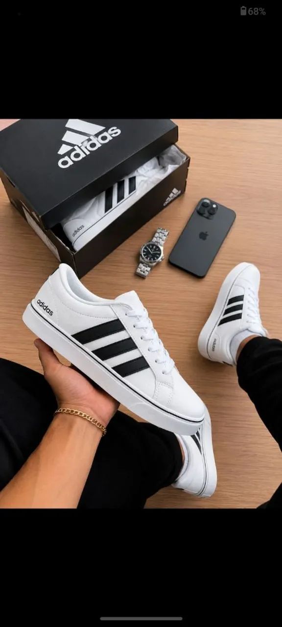 Tênis Adidas VS
