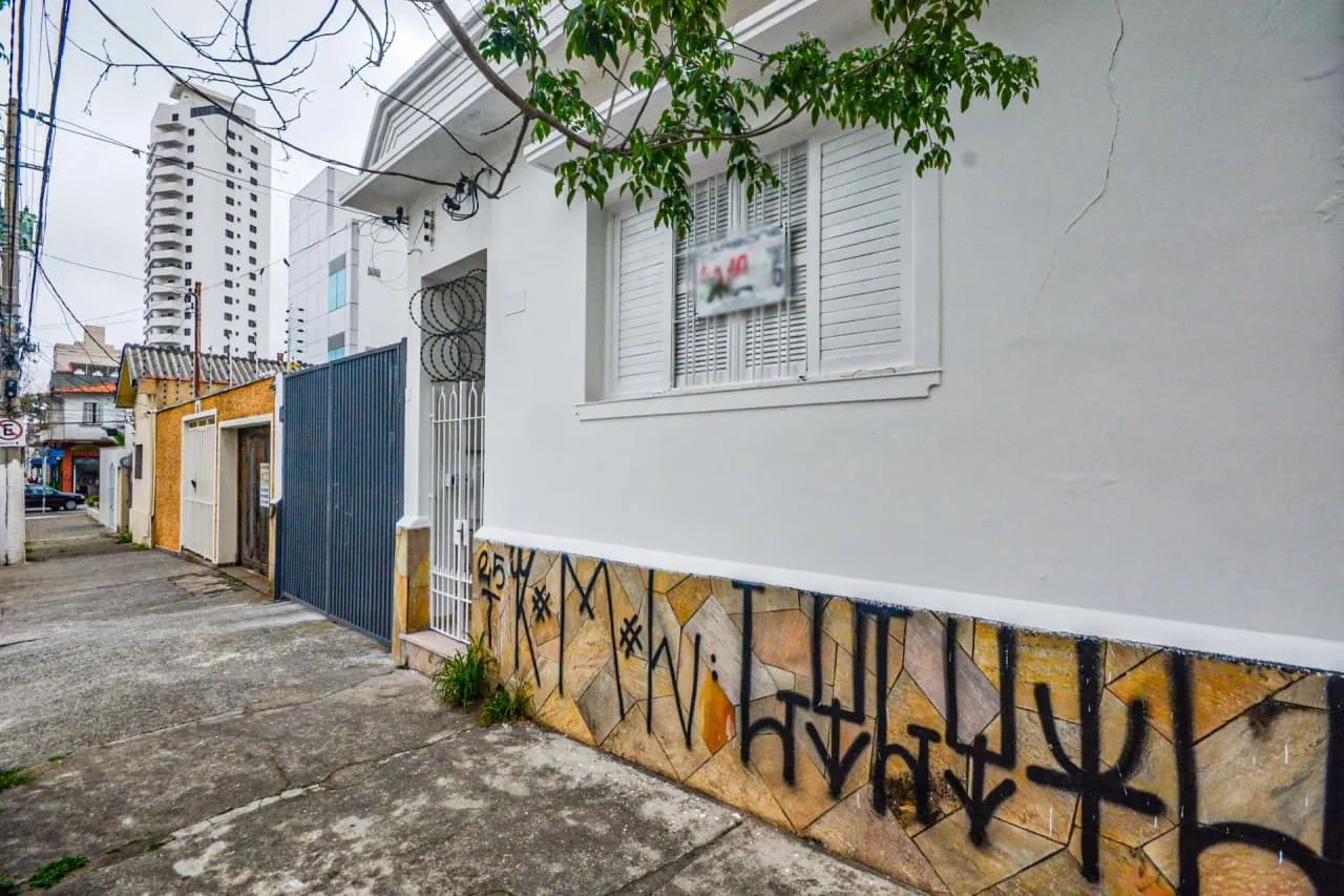 Casa comercial na Rua Padre Raposo, 1225  400 m²