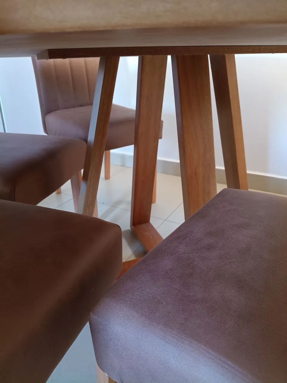Conjunto mesa jantar lindíssima. Vendo Urgente! - Foto 4