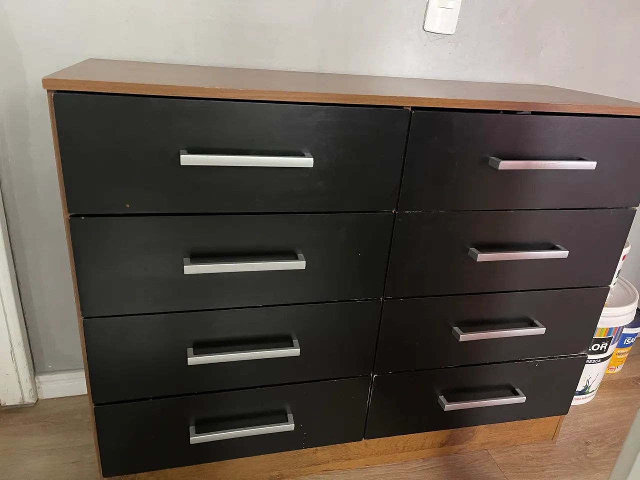 Cômoda 8 gavetas 