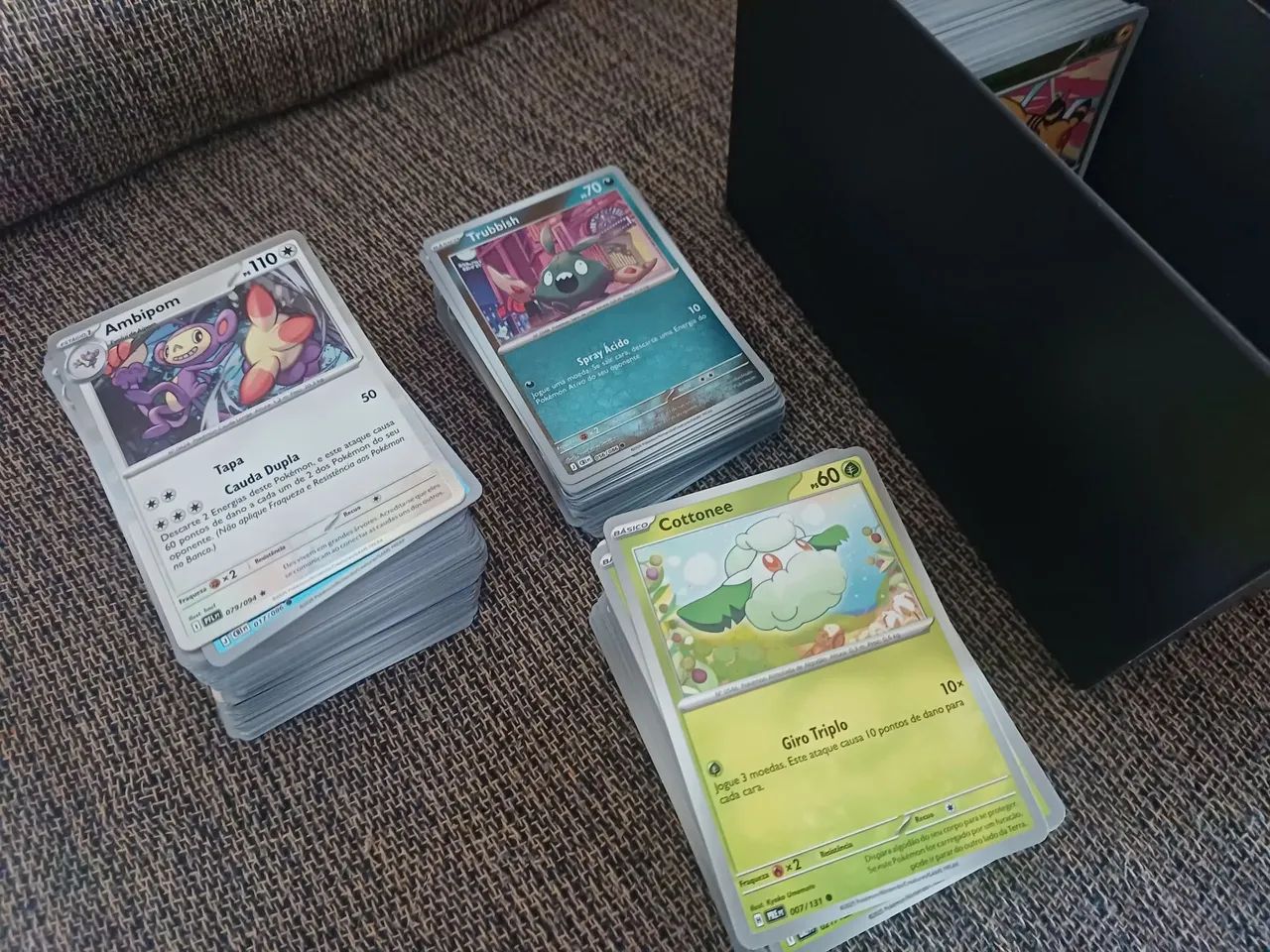 Bulk com 375 cartas pokemon 