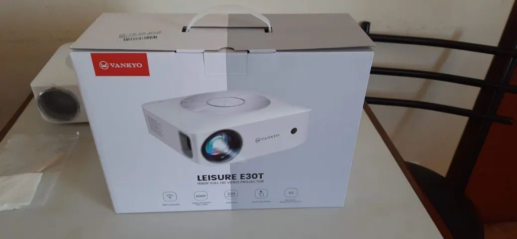 Projetor Portátil Vankyo Leisure E30  - Foto 3