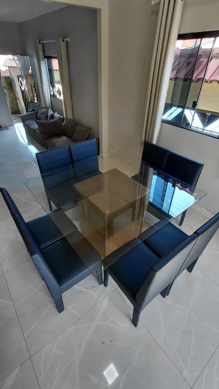 Mesa 8 cadeiras