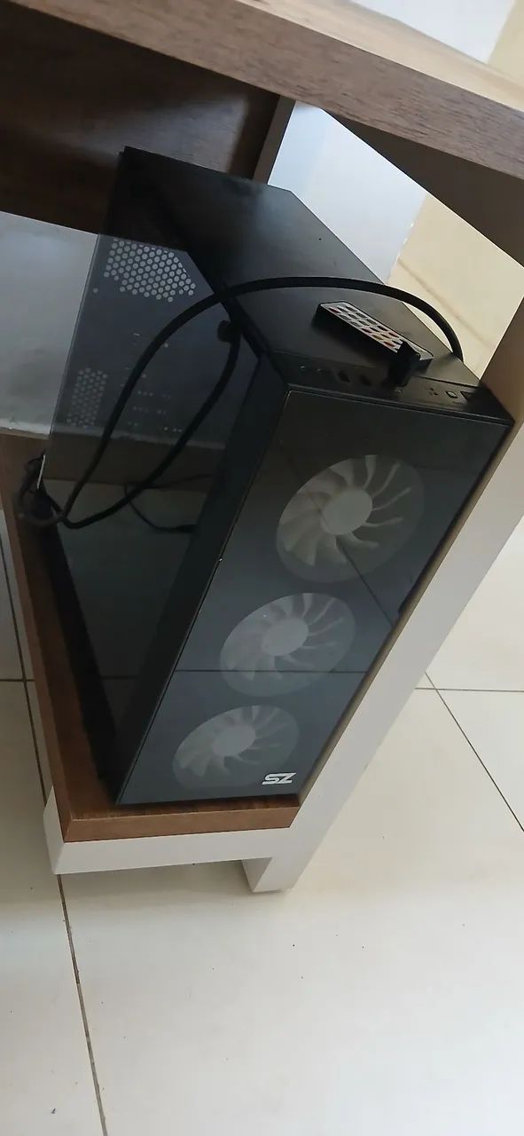 PC GAMER + MESA - Foto 3